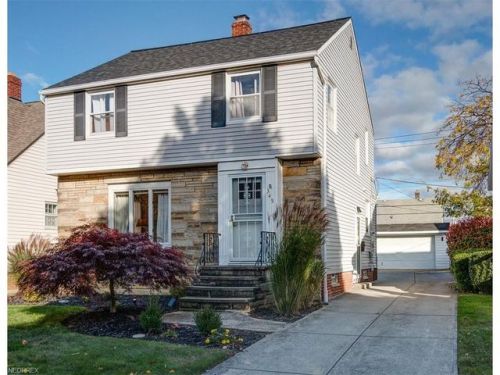 345 210th St, Cleveland OH  44123-1834 exterior