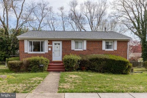 11119 Troy Rd, Rockville MD  20852-2435 exterior