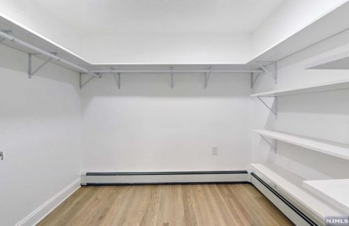 462 Laurel Ln, Kinnelon NJ  07405-3122 exterior