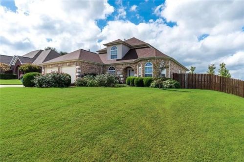 2028 Cobblestone St, Springdale, AR 72762-6000