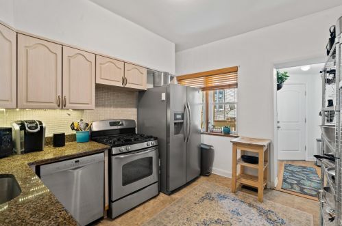 3009 Belden Ave, Chicago IL 60647-2804 exterior