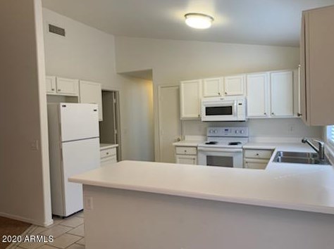 3044 Blackhawk Dr, Phoenix AZ  85050-4707 exterior