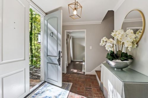 520 Forest Valley Rd, Atlanta GA  30342-2303 exterior