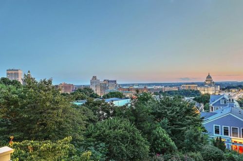 120 Congdon St, Providence RI  02906-1413 exterior