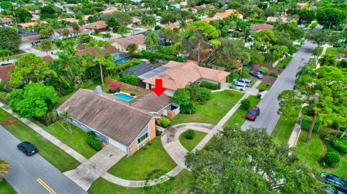 1499 17 St, Boca Raton FL 33486-6504 exterior