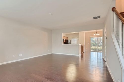 2875 Deerwood Dr, Atlanta GA 30331-5506 exterior