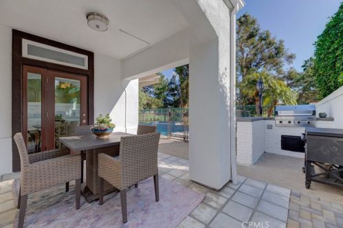 12080 Riviera, Tustin CA  92782-1203 exterior