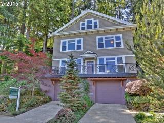 2331 Aspen Ave, Portland OR  97210-1219 exterior