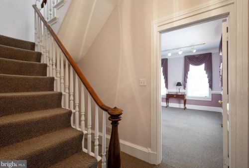 1216 Prince St, Alexandria VA 22314-2978 exterior