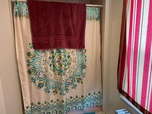 22 Loring St, Springfield MA 01105-2433 exterior