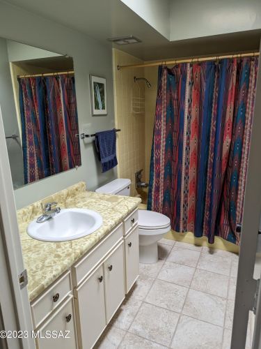 515 Camino Del Poso, Green Valley AZ 85614-2307 exterior