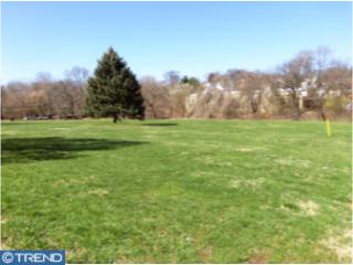 300 7th St, Darby, PA 19023-2431