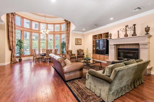 3850 Elijah Ct, San Diego CA  92130-6014 exterior