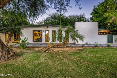 5721 10th St, Phoenix AZ  85014-2213 exterior