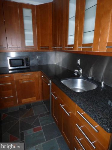 1915 New Hampshire Ave, Washington DC  20009-3309 exterior