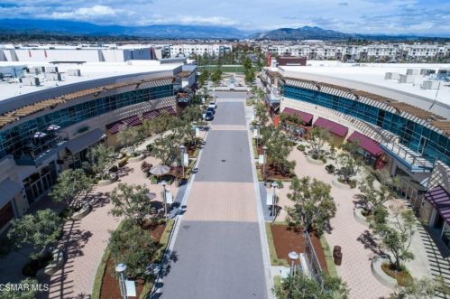 723 Forest Park Blvd, Oxnard CA 93036-5311 exterior