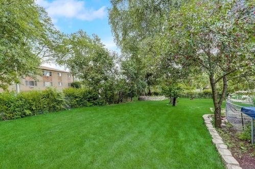 10508 Lincoln Ave, Milwaukee WI 53227-1204 exterior