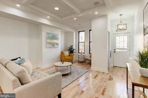 1335 Emerald St, Washington DC 20002-5432 exterior