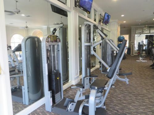 307 Breezy Pt Loop, Fort Pierce FL 34986-2668 exterior