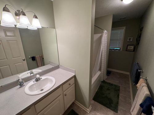 1167 Kensington St, Grand Rapids MI 49534-2174 exterior