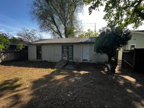 417 K St, Davis CA 95616-4224 exterior