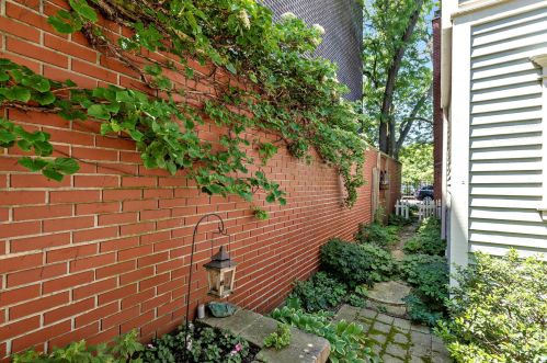 1749 Fern Ct, Chicago IL 60614-5606 exterior