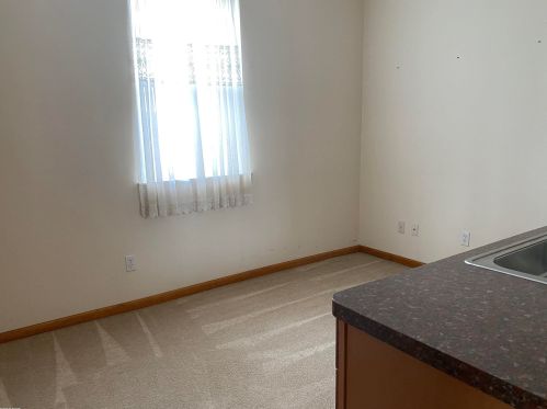 32047 Lakepoint St, New Baltimore MI 48047-3483 exterior