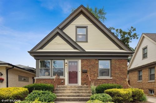 2233 77th Ct, Chicago, IL 60707-3019