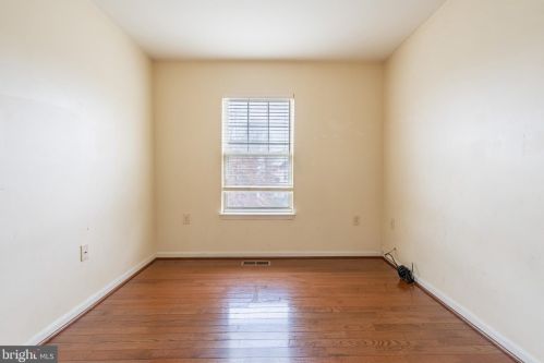 912 Varney St, Washington DC 20032-4372 exterior