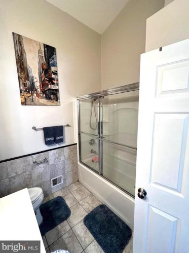 8124 Brightridge Ct, Ellicott MD 21043-6988 exterior