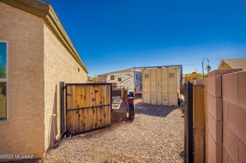 7484 Calle Colado, Tucson AZ  85757-6439 exterior