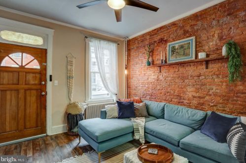 504 Poplar St, Lancaster PA  17603-5235 exterior