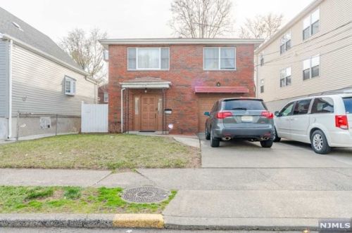 117 Rossiter Ave, Paterson NJ  07502-1826 exterior