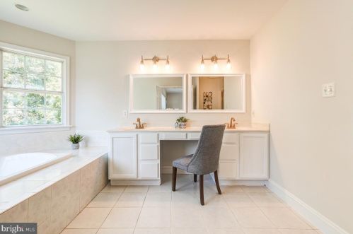 14408 Big Bear Ct, Silver Spring MD 20906-2463 exterior