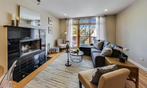 2045 Iowa St, Chicago, IL 60622-4958