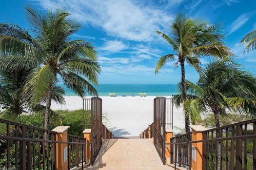 14825 Bellezza Ln, Naples FL 34110-2752 exterior