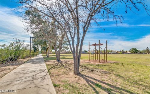 14802 3rd Ave, Phoenix AZ 85027-4747 exterior