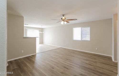 2440 71st Ln, Phoenix AZ  85043-7539 exterior