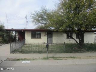 1320 Edgewater Dr, Tucson, AZ 85704-2417