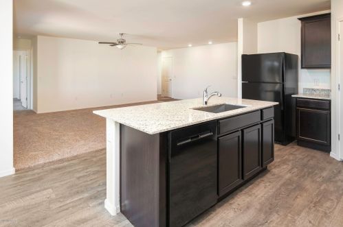 7006 Portugal, Tucson AZ 85757 exterior