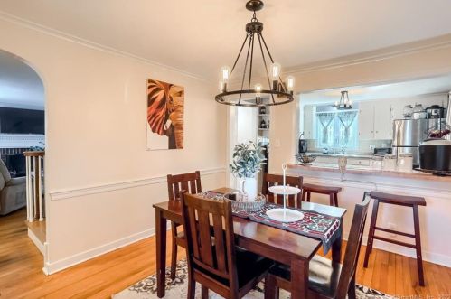 567 Main St, Hartford CT 06109-1839 exterior