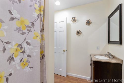 5807 124th Ave, Fennville MI  49408-9468 exterior