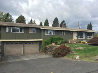 7659 113 St, Seattle WA  98059-6007 exterior