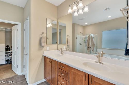 21622 36th St, Phoenix AZ  85050-6510 exterior