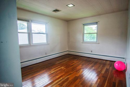 120 Gropp Ave, Trenton NJ 08610-2421 exterior