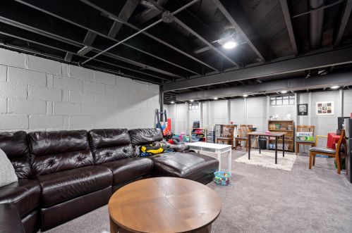 4644 47th St, Milwaukee WI  53220-4110 exterior