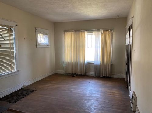 7324 Wellington Ave, Saint Louis MO 63130-1724 exterior