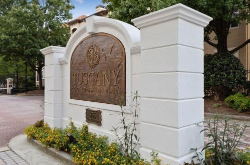 955 Juniper St, Atlanta GA  30309-5123 exterior