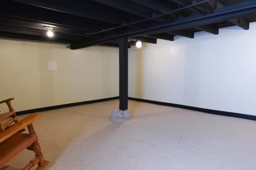 304 107th St, Chicago IL 60655-1709 exterior