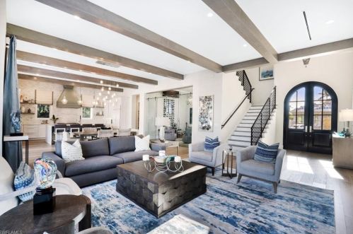 1501 Bluefin Ct, Naples FL 34102-1576 exterior